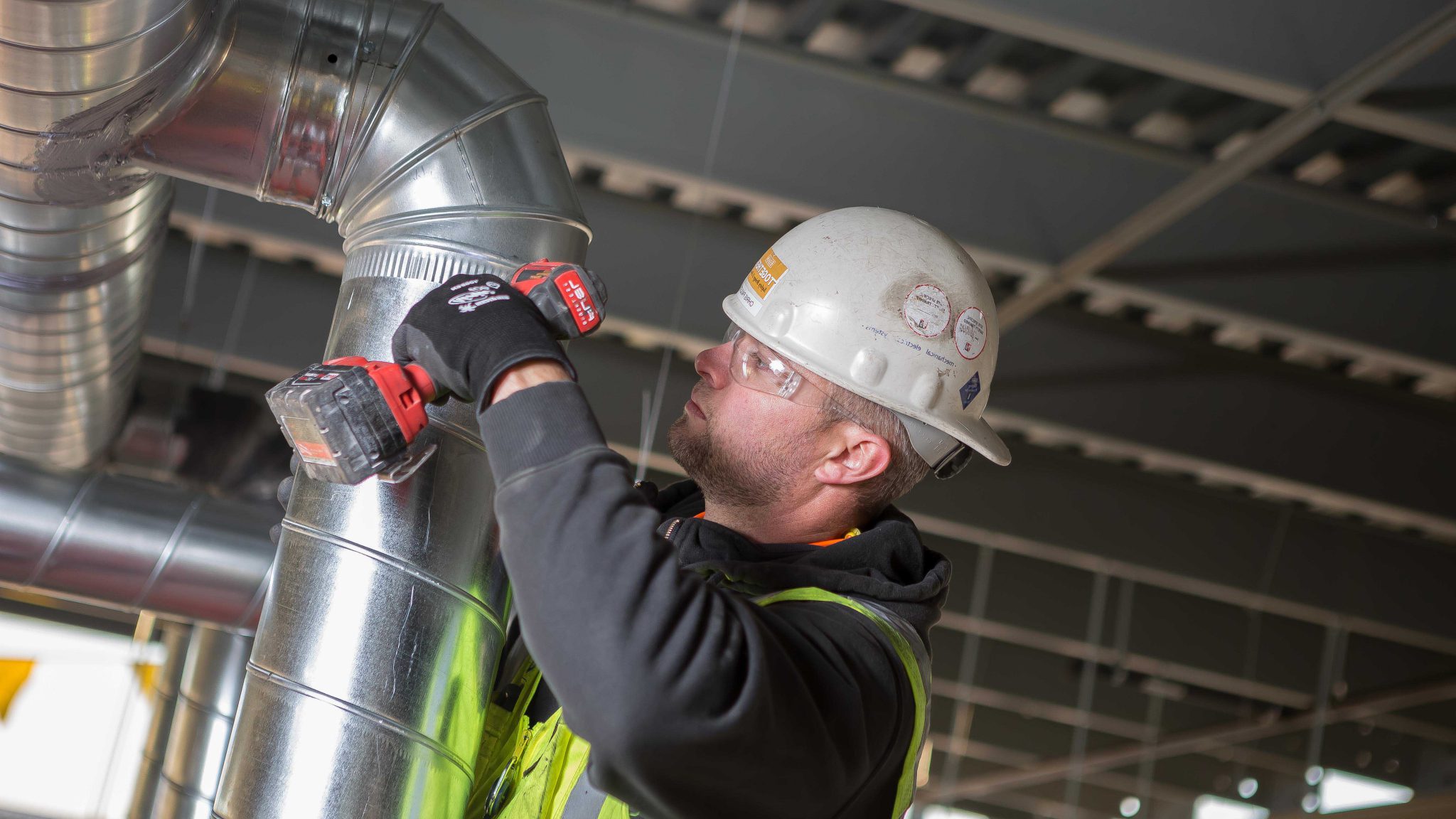 WHAT IS A COMMERCIAL MECHANICAL CONTRACTOR? - Egan Company Egan Company